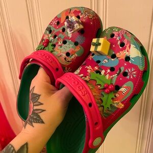 Disney world holiday crocs